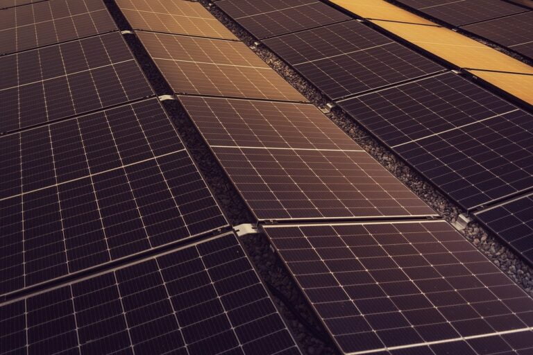 Com millorar la Presència Digital de la teva Empresa de Plaques Solars i Captar Nous Clients